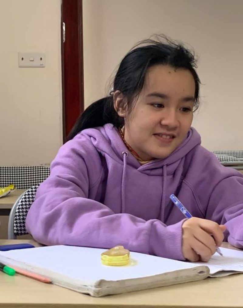 Nguyễn Khánh Thơ - học sinh lớp 9A2 Trường THCS Cầu Giấy